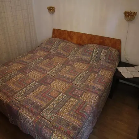 Gabrijela 190 *